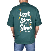 خرید تیشرت مردانه سبز طرح Look at the Stars | استایل استریت و چاپ گرافیکی خاص
